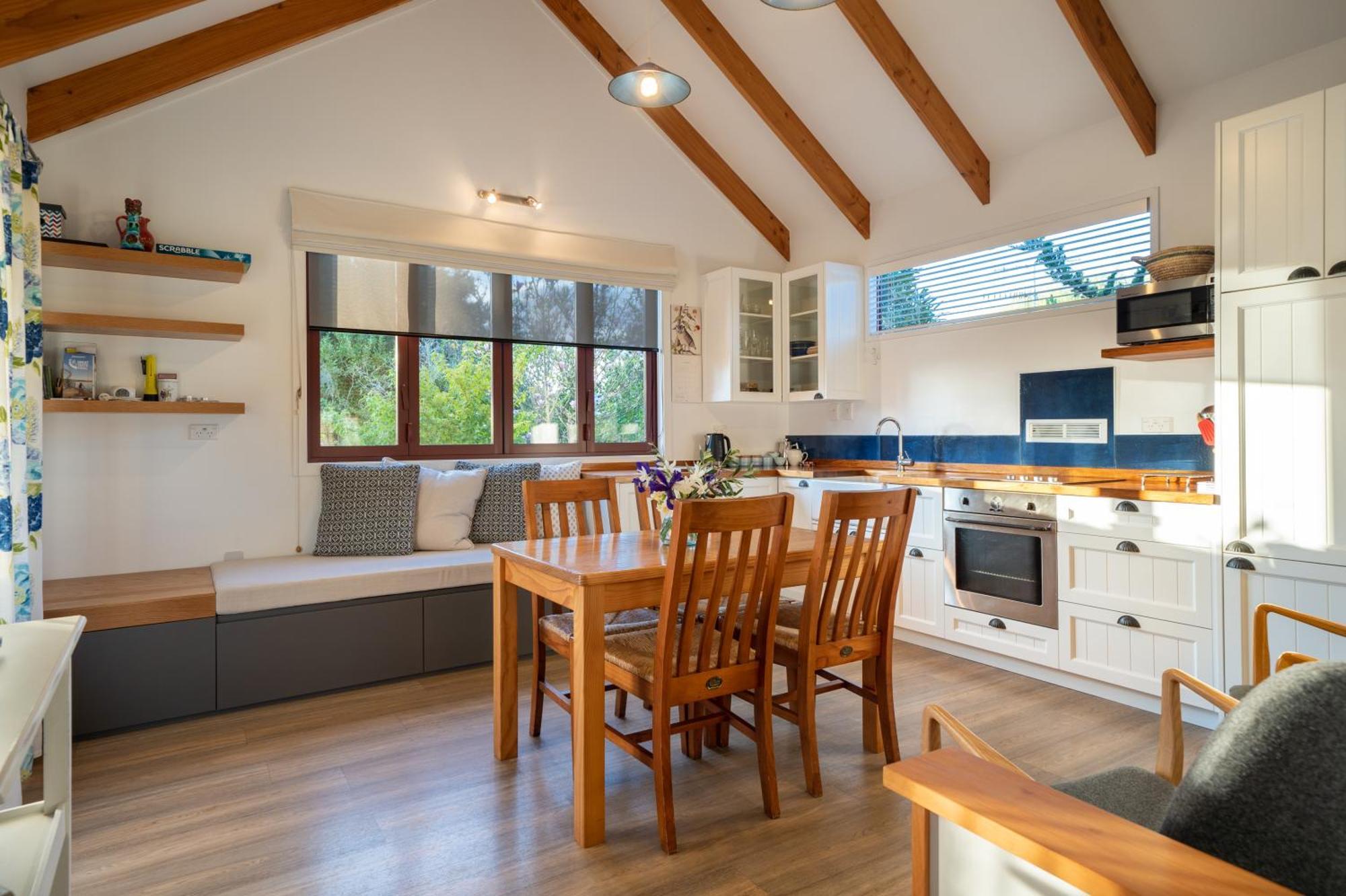 Tasman Village Cottage Экстерьер фото